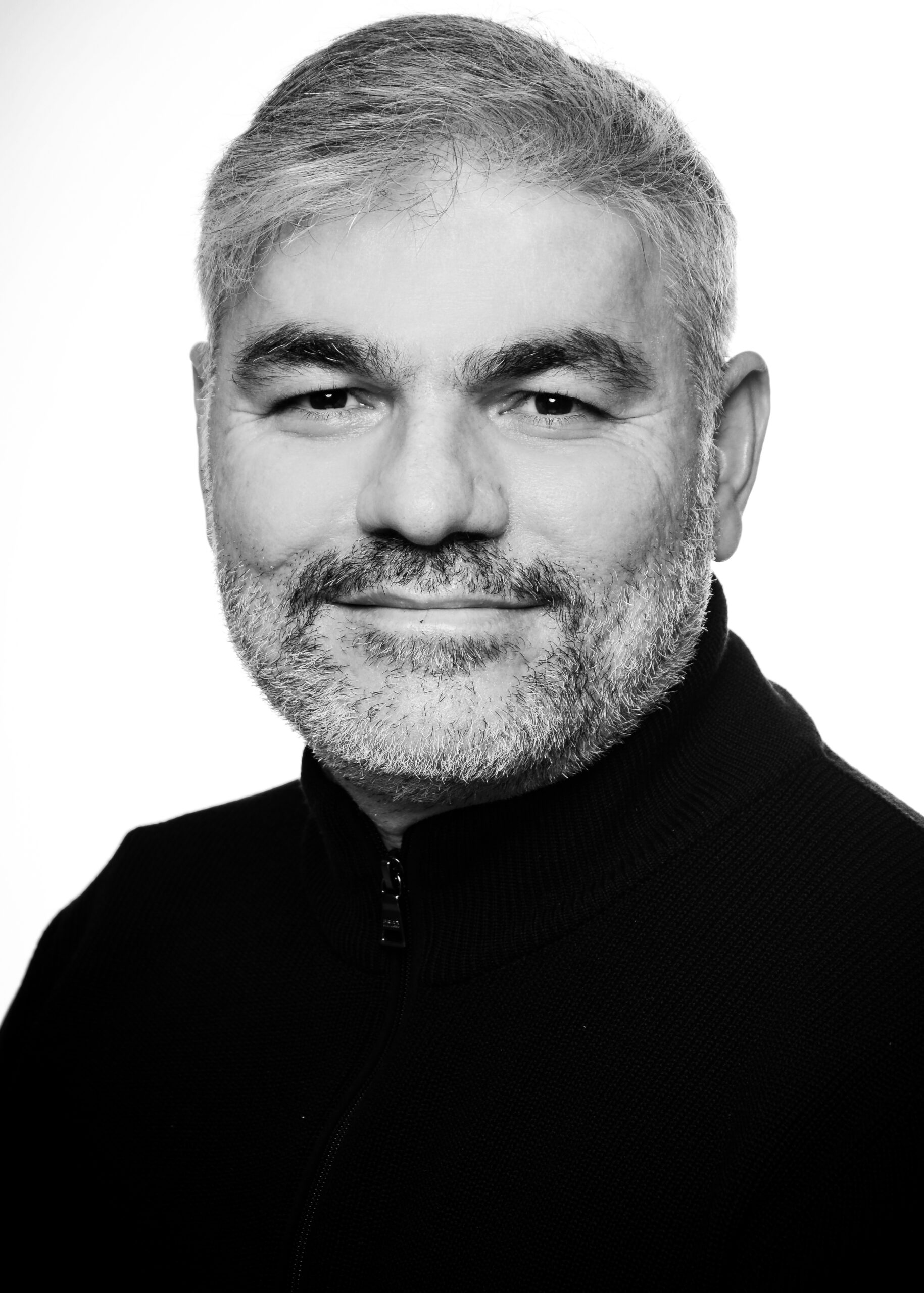 Prof. Dr. Savas Bozbel